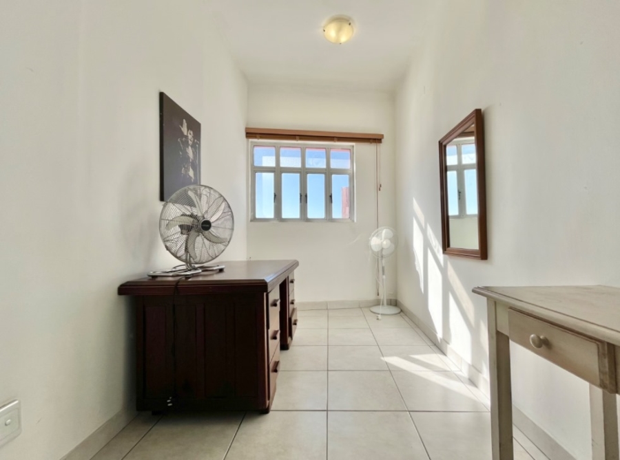 2 Bedroom Property for Sale in Woodstock Western Cape